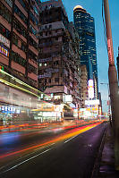 Streaky Traffic On Argyle Street