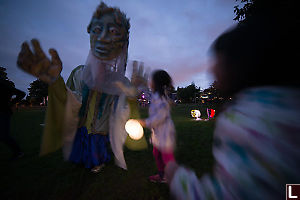 Nara High Five Giant