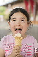 Nara With Ice cream