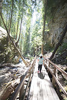 Walking Down Reinecker Gorge