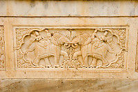 Fighting Elephants Marble