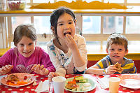 Erin Nara And Everett Having Pizza