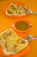 Roti Prata With Curry Sauce